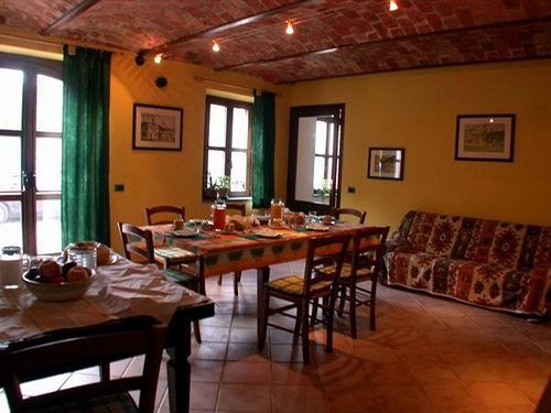 Gasthaus Cascina Caldera Cantarana Exterior foto