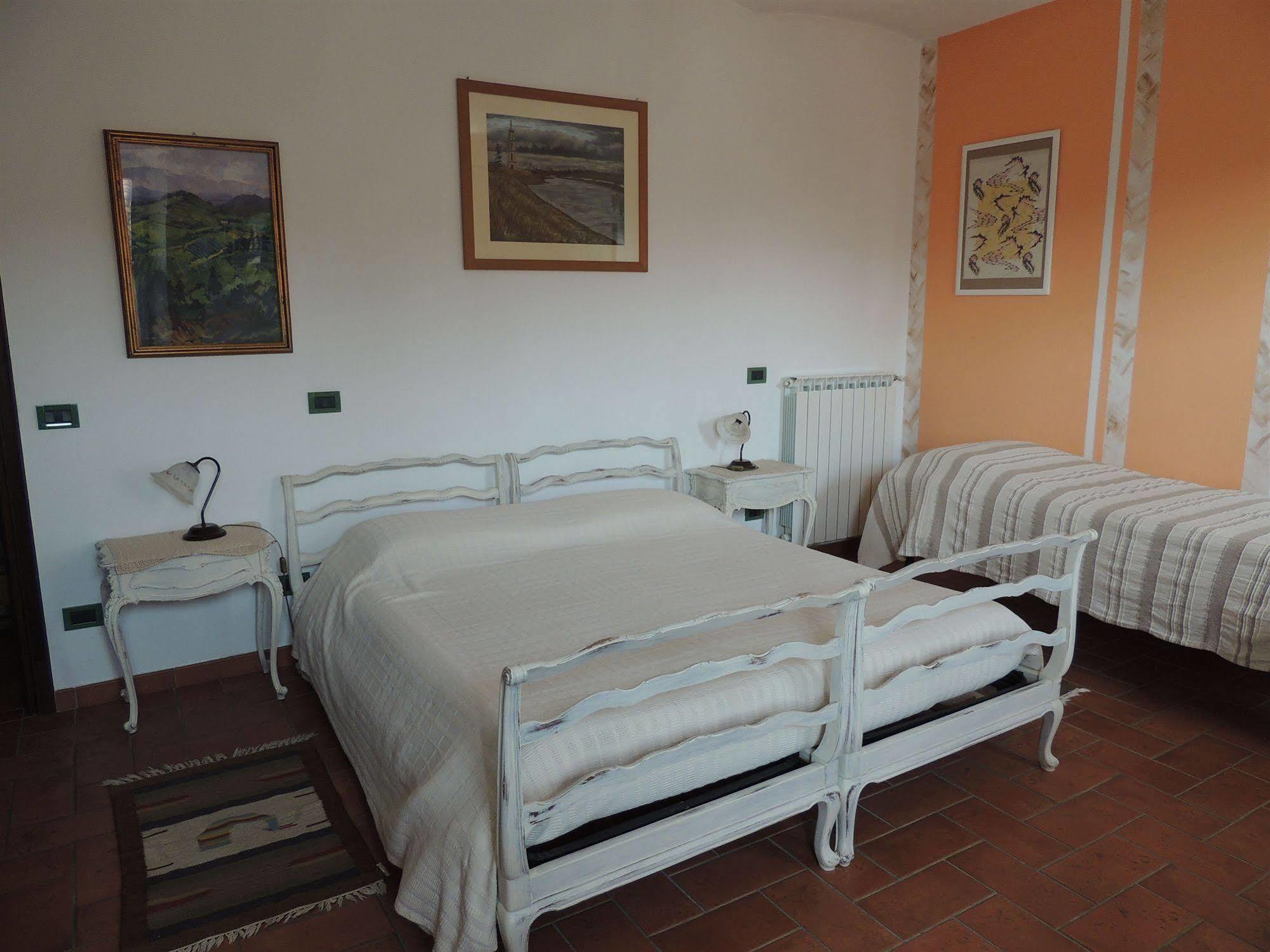 Gasthaus Cascina Caldera Cantarana Exterior foto